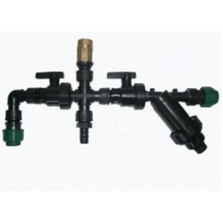 Kit sortie pompe avec filtre, valve, robinet, connecteurs et circulation d'eau (monté)